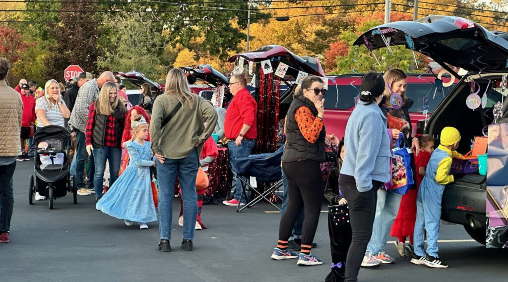 Families enjoy trunk or treat